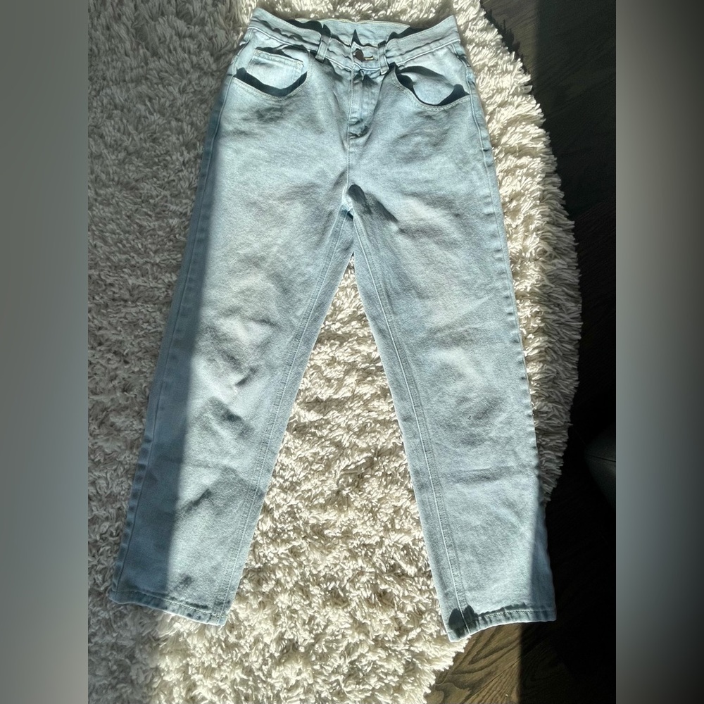 Vintage. Jeans. Cotton. Polyester. 39 inch leg. 30in waist.